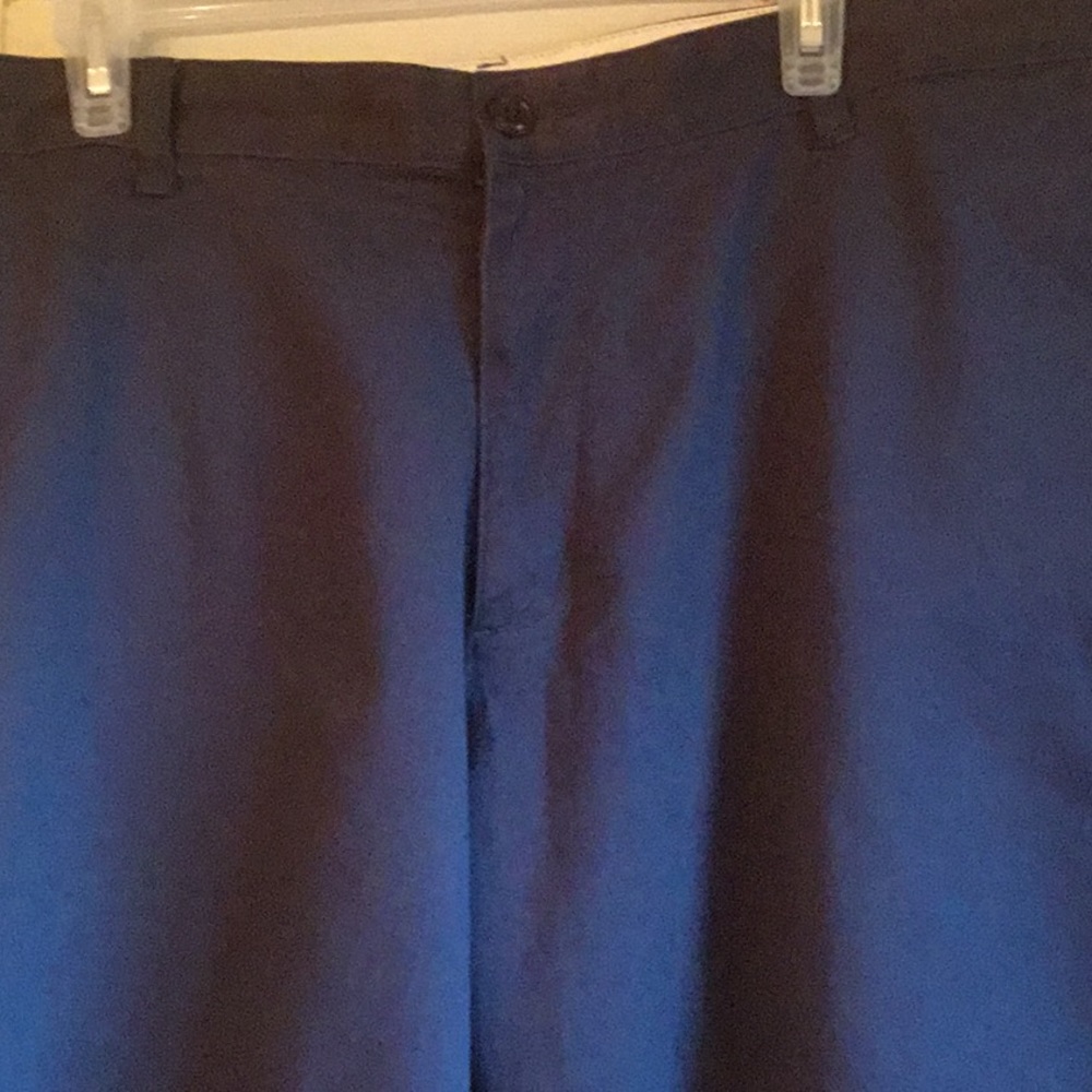 Size 38 men’s blue docker shorts